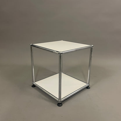 USM Haller Beistelltisch 35x35 cm [versch. Farben]