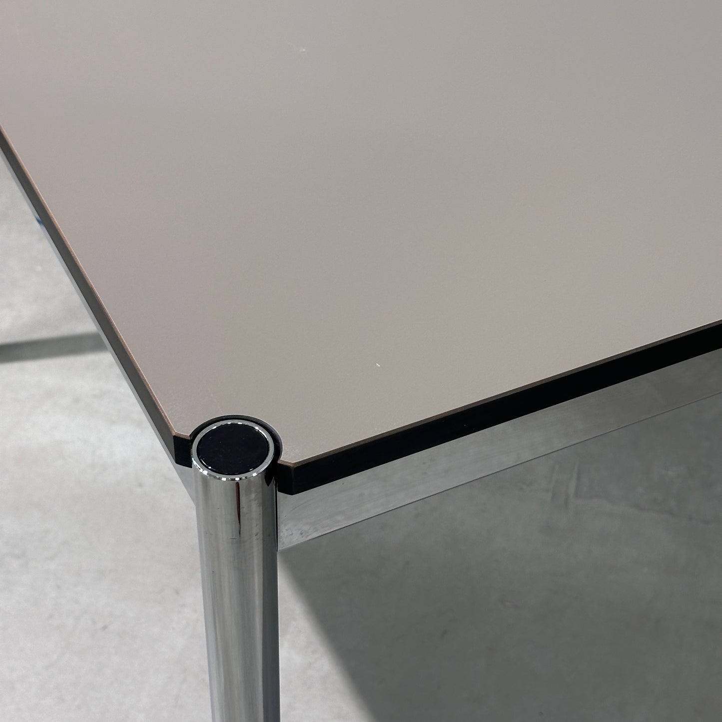 USM Haller Tisch 175x100cm warmgrau