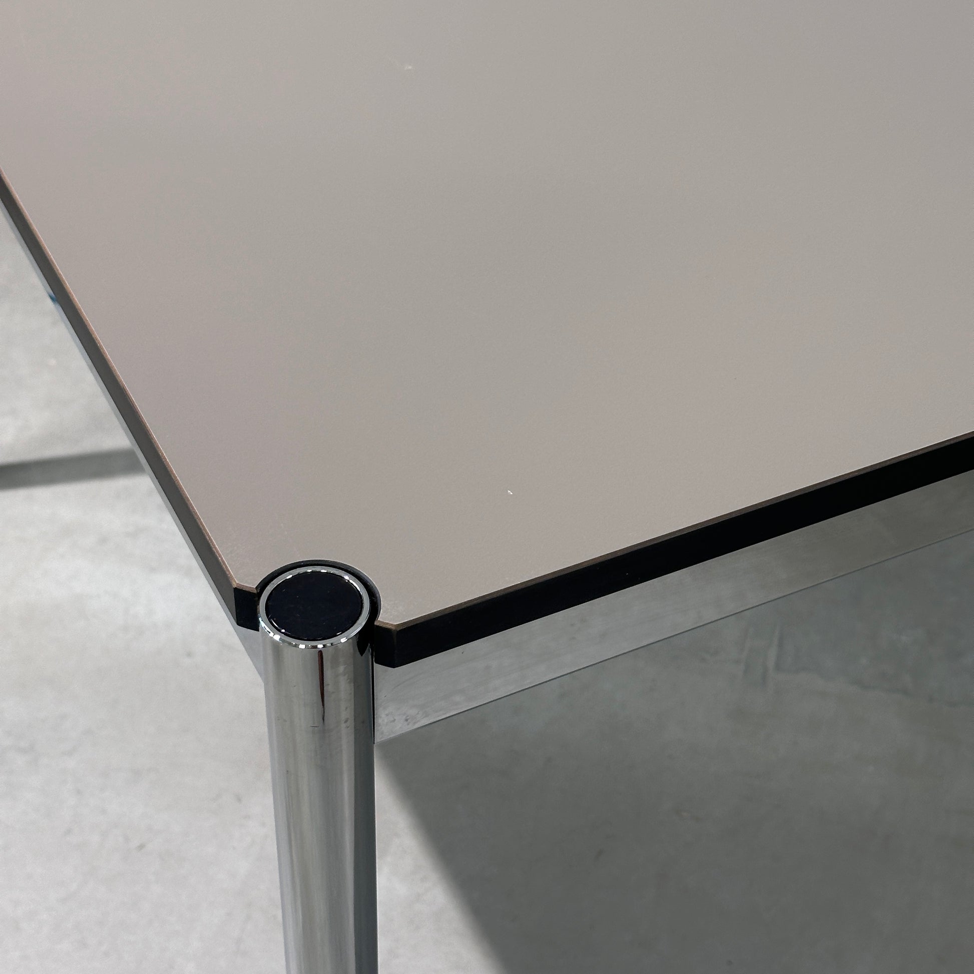 USM Haller Tisch 175x100cm warmgrau