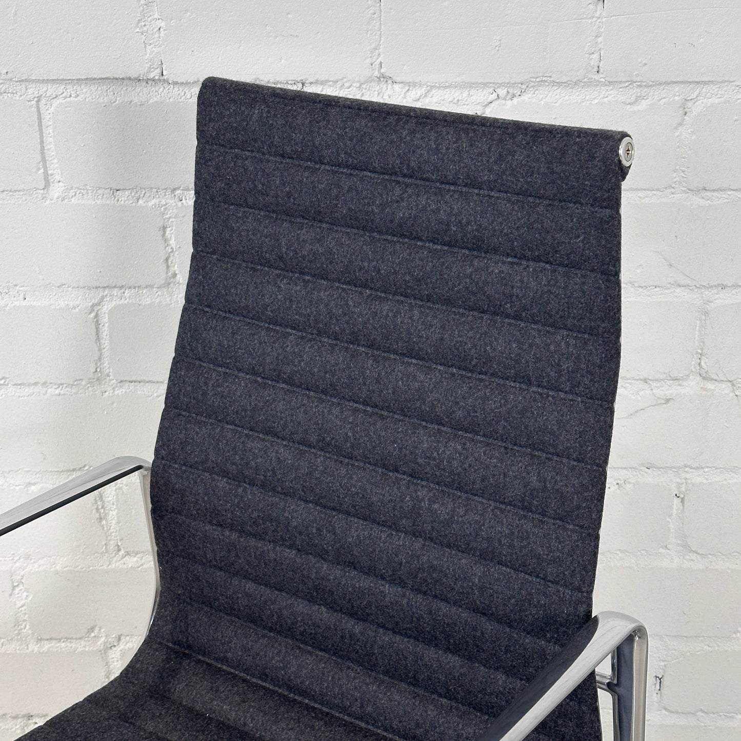 Vitra EA 119 Cozy dunkelgrau/anthrazit [NEUWARE]