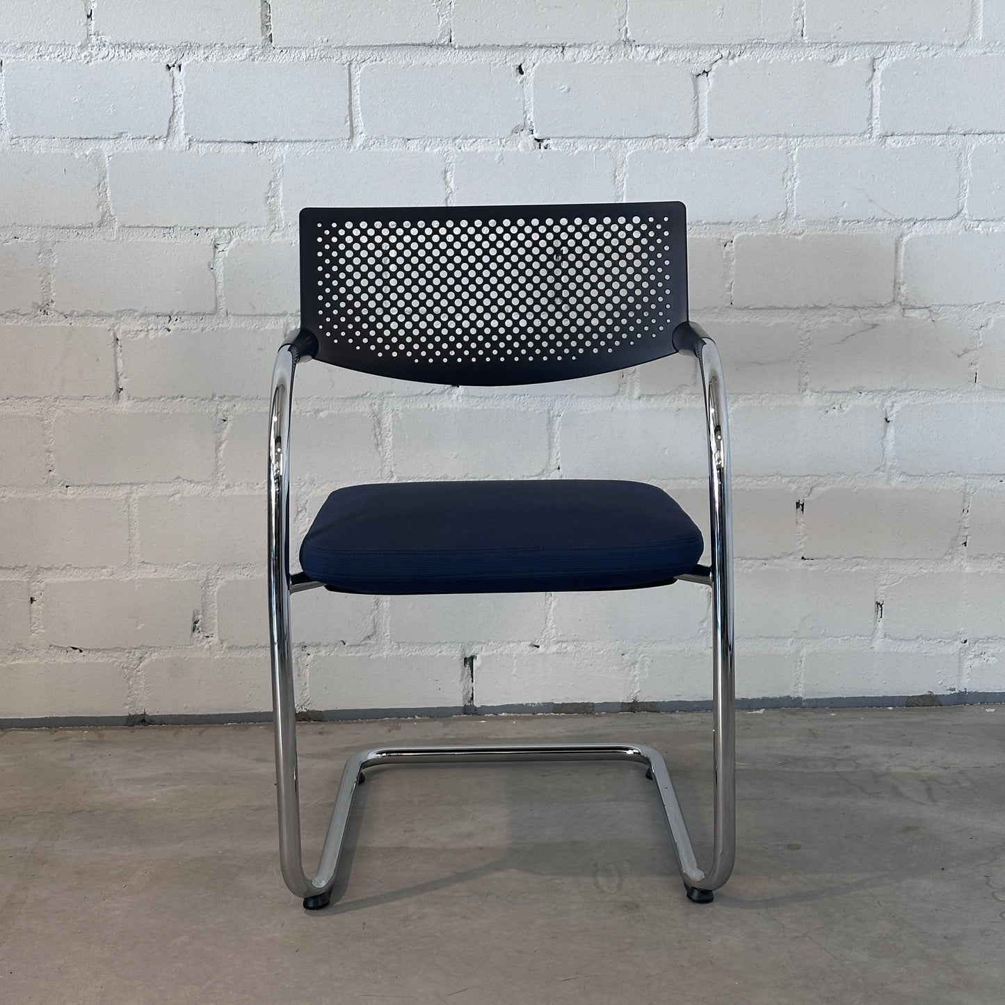 Vitra Visavis 2 dunkelblau / schwarz