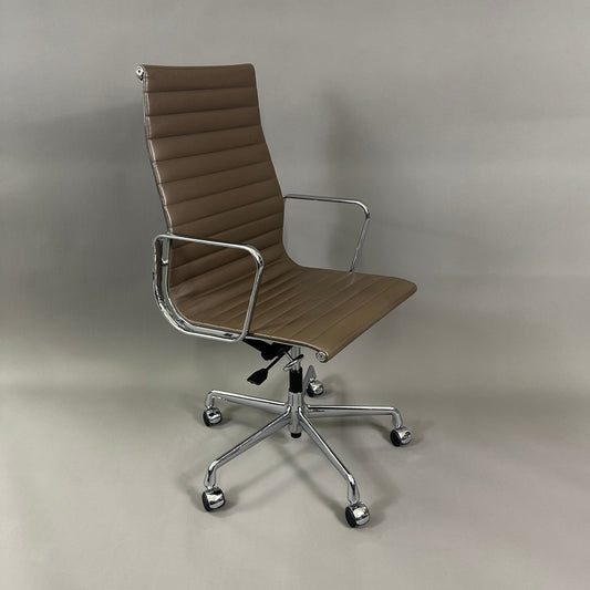 Vitra EA 119 gebraucht