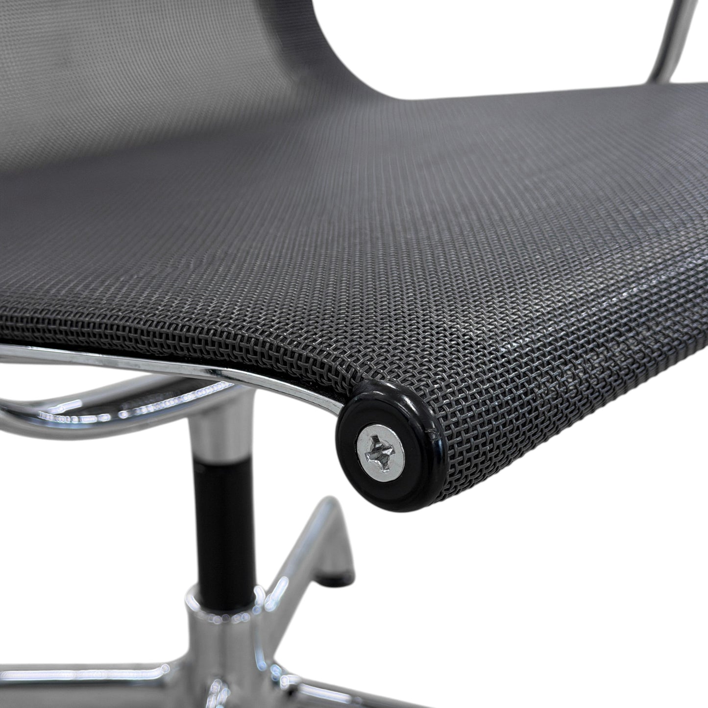 Vitra EA 112 Netz schwarz / chrom