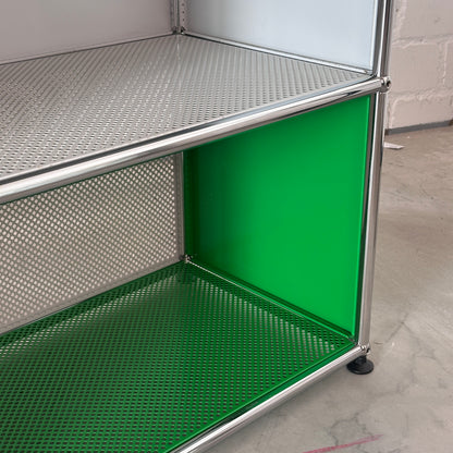 USM Haller Sideboard 2x2 lichtgrau / grün offen
