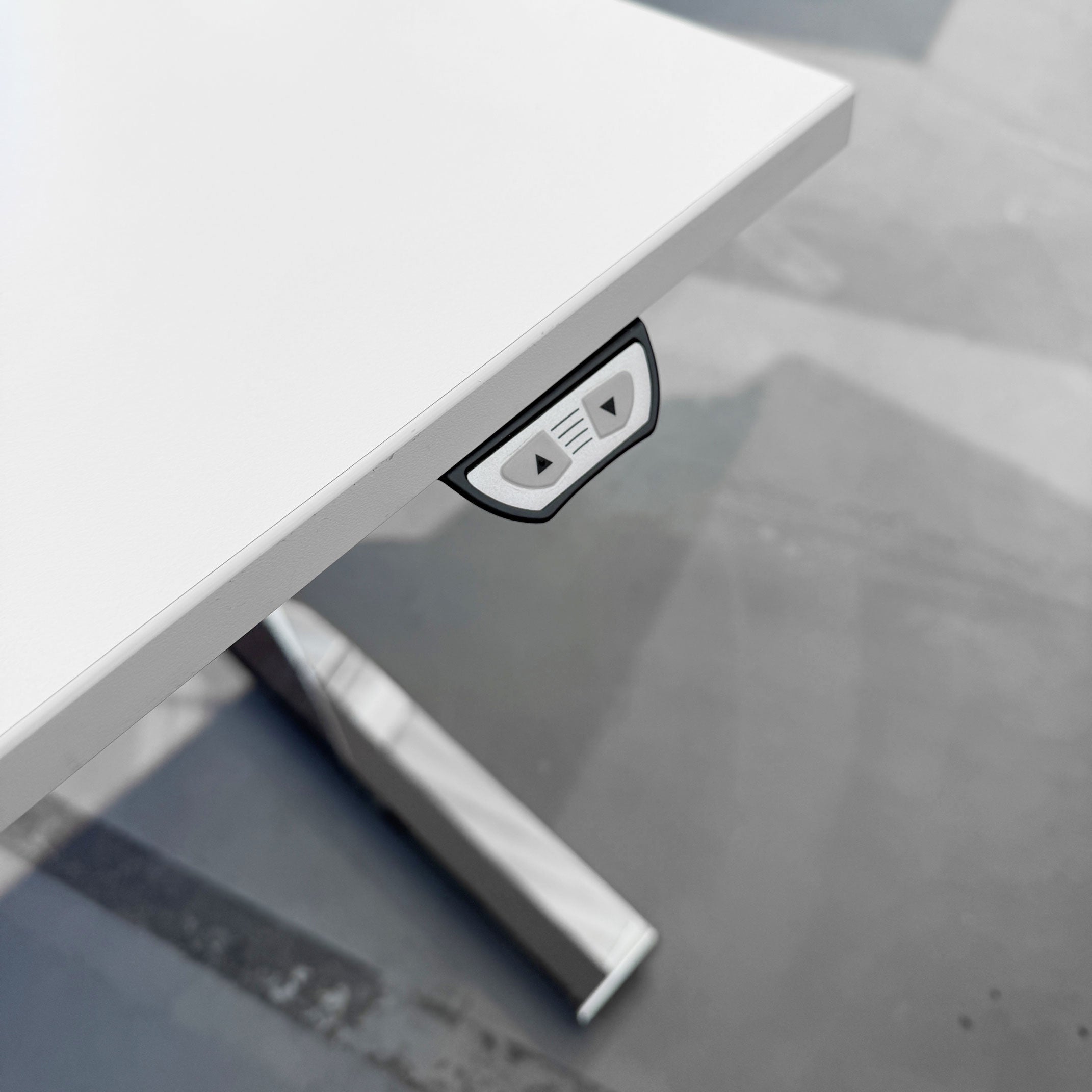 VS Möbel Serie 901 Schreibtisch 180x80 (elektrisch höhenverstellbar)