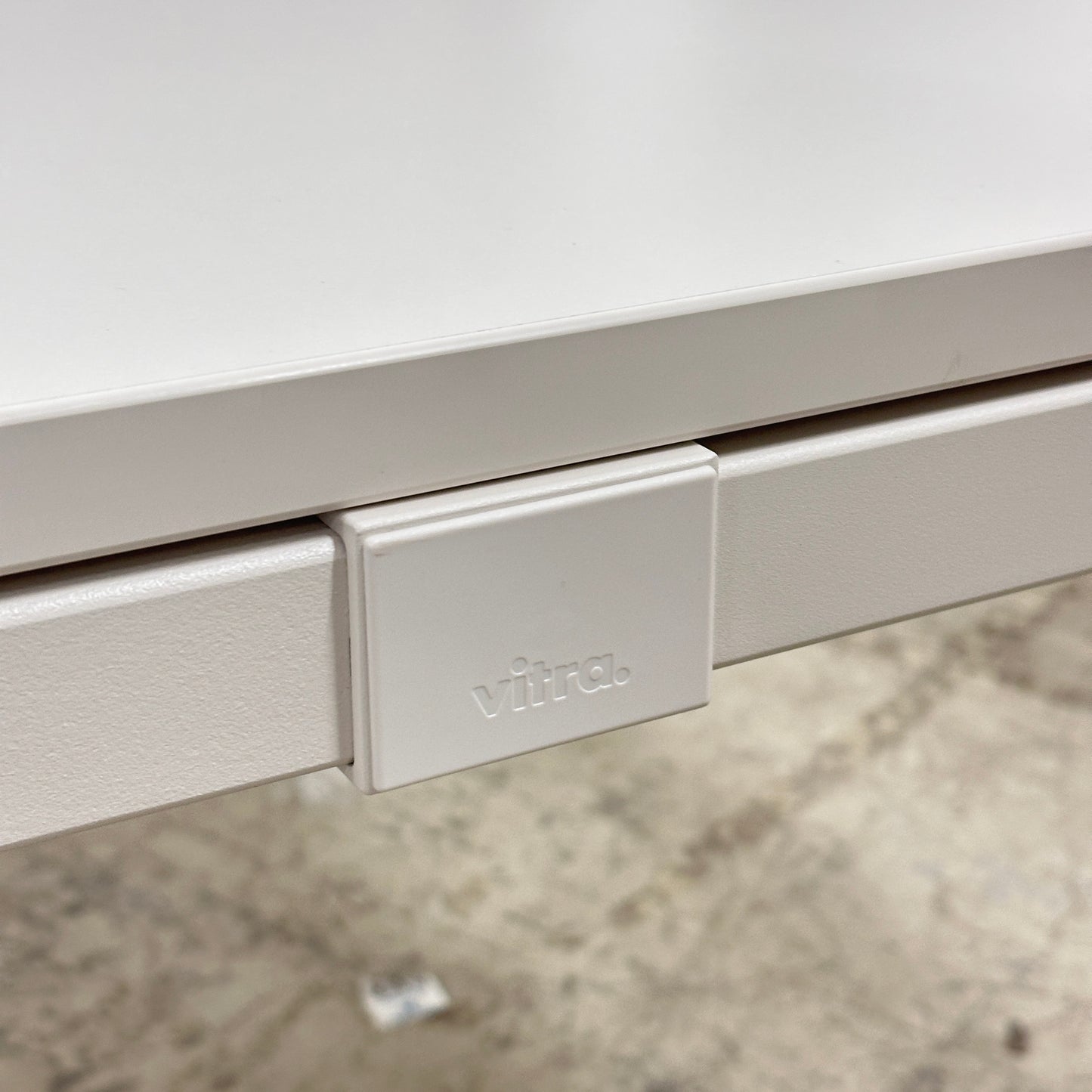 Paket: 5x Vitra WorKit Schreibtische 160x75cm weiß [AKTION -83%]