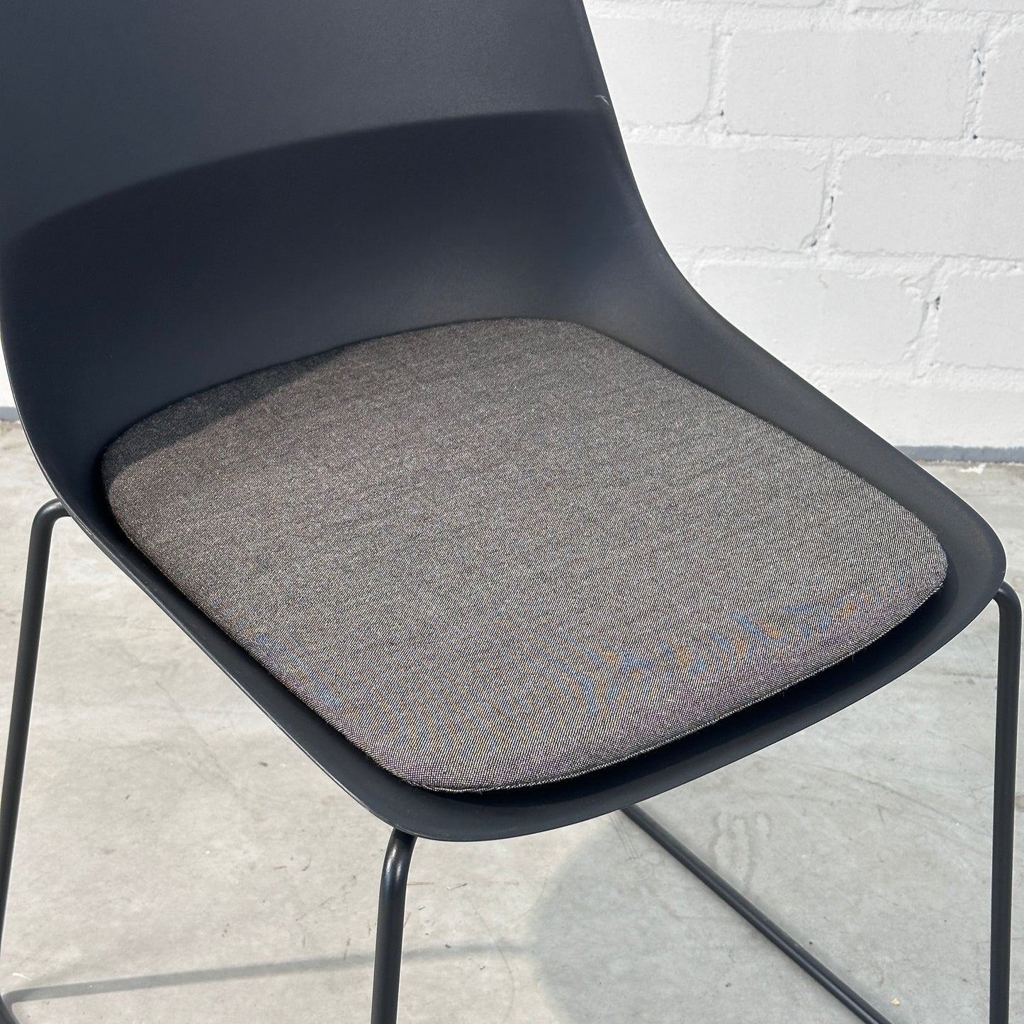 Brunner Crona Light mit Polster schwarz