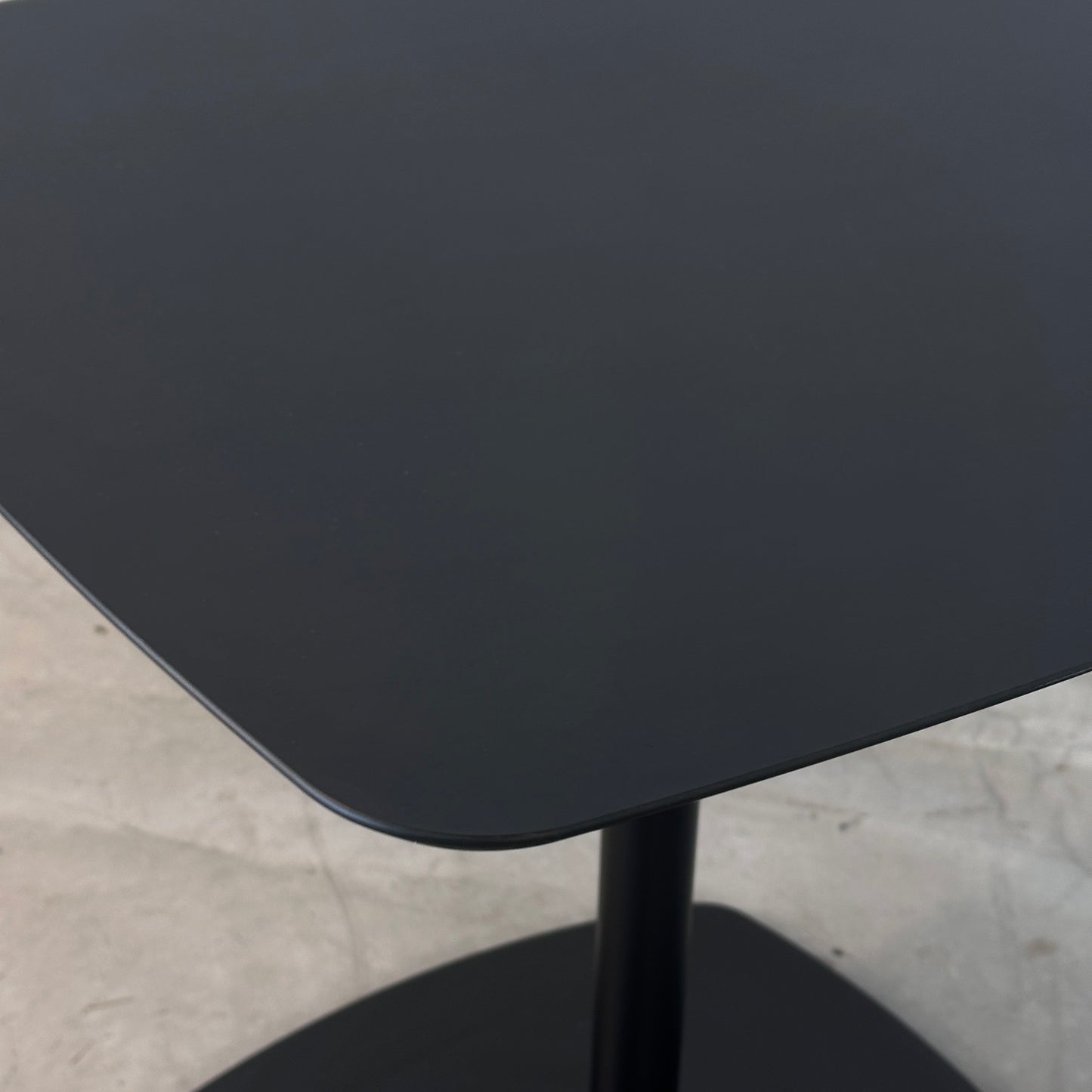 Pedrali Bistrotisch 4008 schwarz