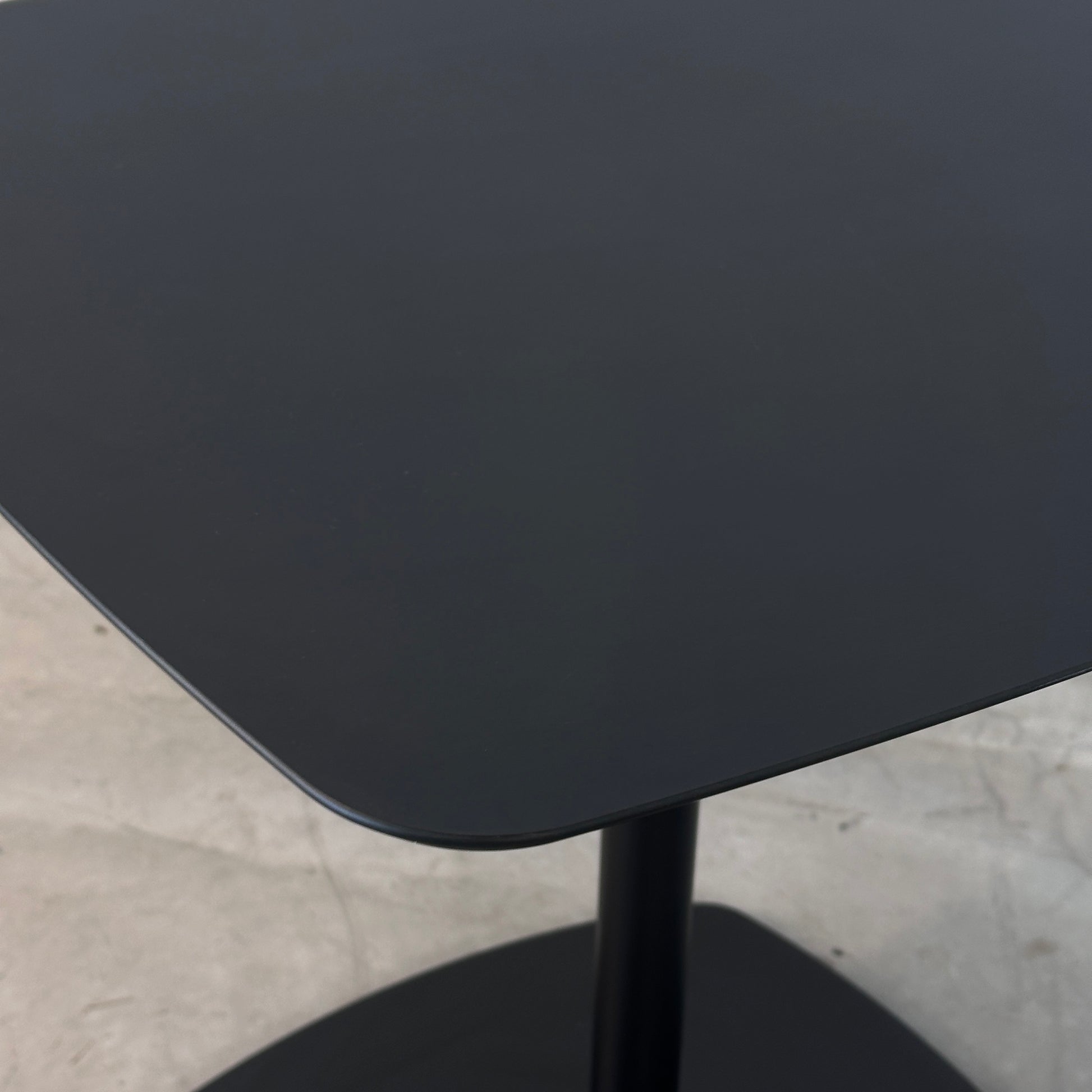 Pedrali Bistrotisch 4008 schwarz