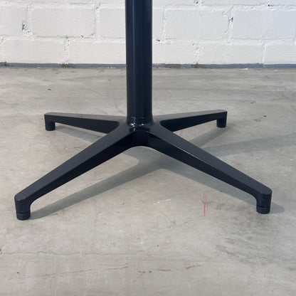 Vitra Bistro Standup Table Eiche / schwarz