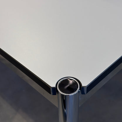 USM Haller Tisch 125x75cm perlgrau/weiß