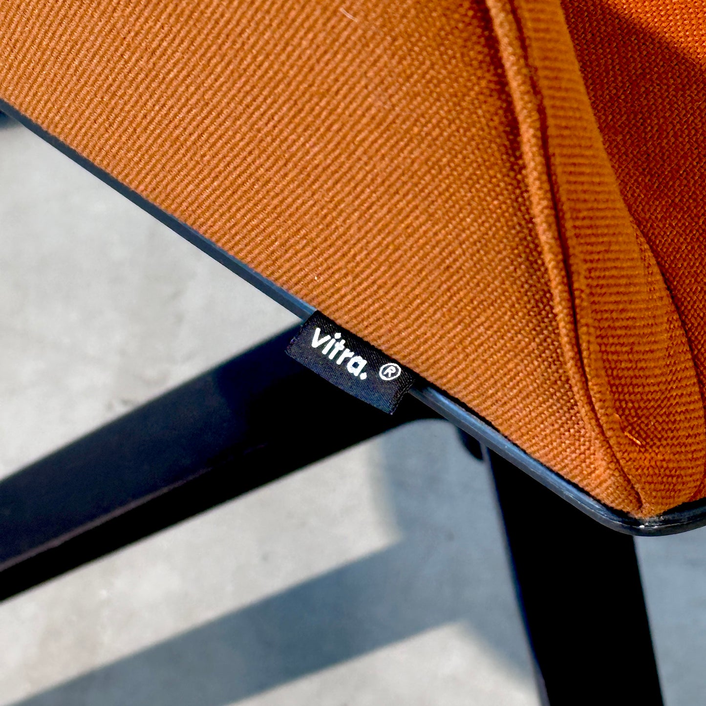 Vitra Softshell Chair orange