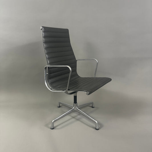 Vitra EA 112 Leder grau