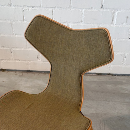 Fritz Hansen Grand Prix Stuhl