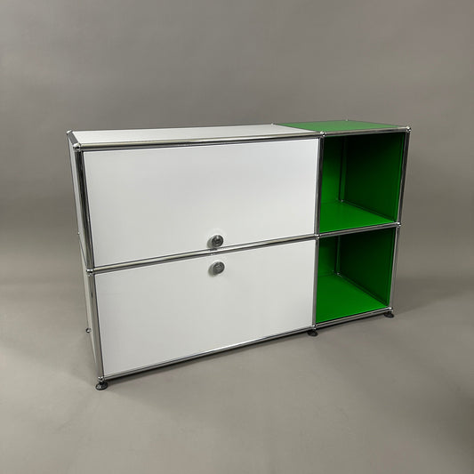 USM Haller Sideboard 2x2 lichtgrau / grün