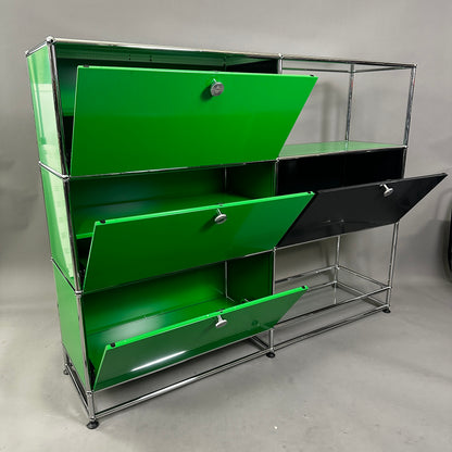 USM Haller Highboard grün/schwarz mit Glastablaren