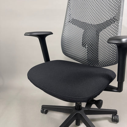Herman Miller Verus Triflex