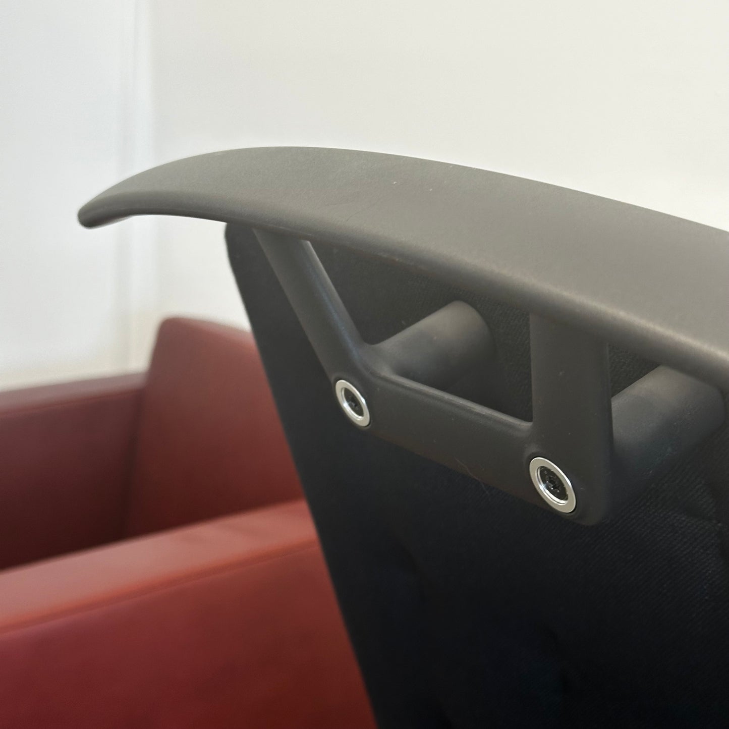 Vitra ID Trim schwarz/nachtblau