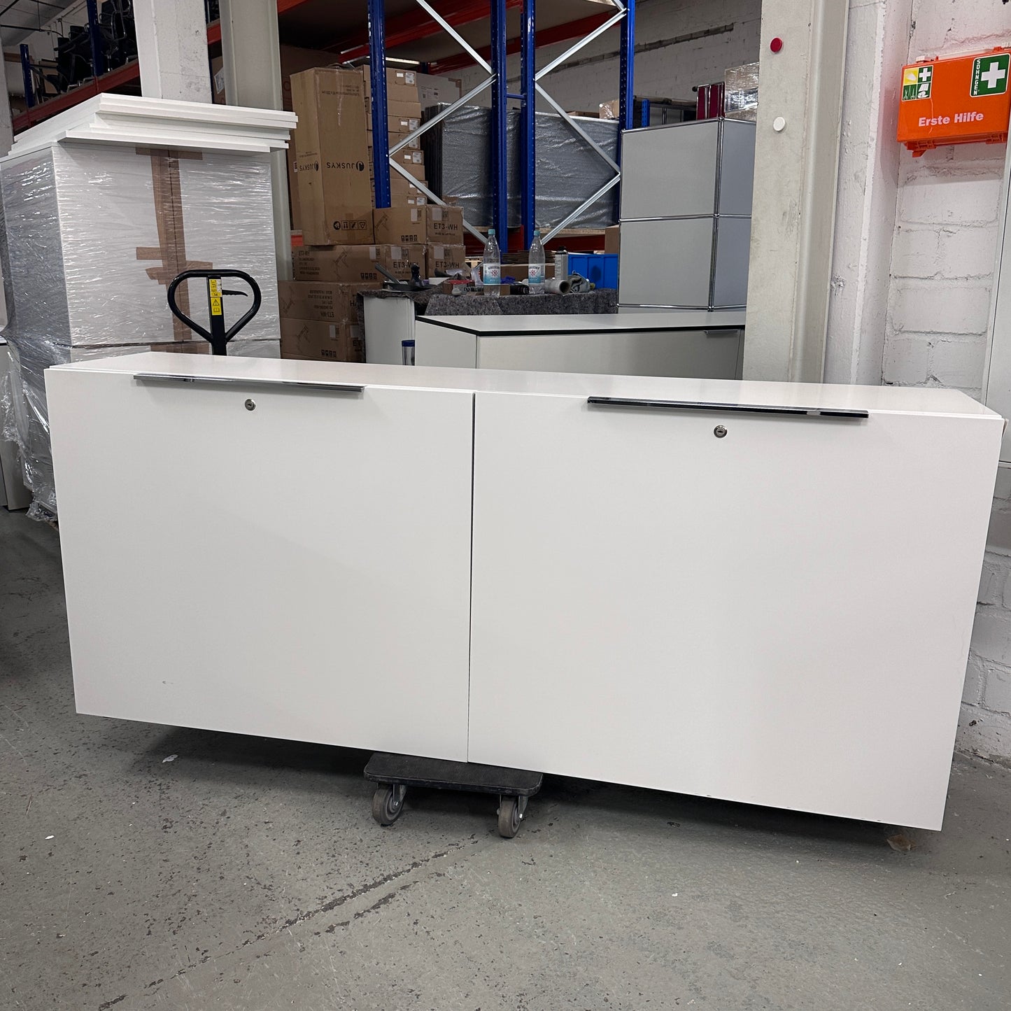 Vario M9 Sideboard 2OH weiß / chrom