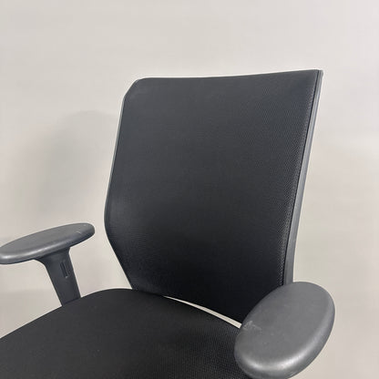 Vitra ID Mesh schwarz / chrom