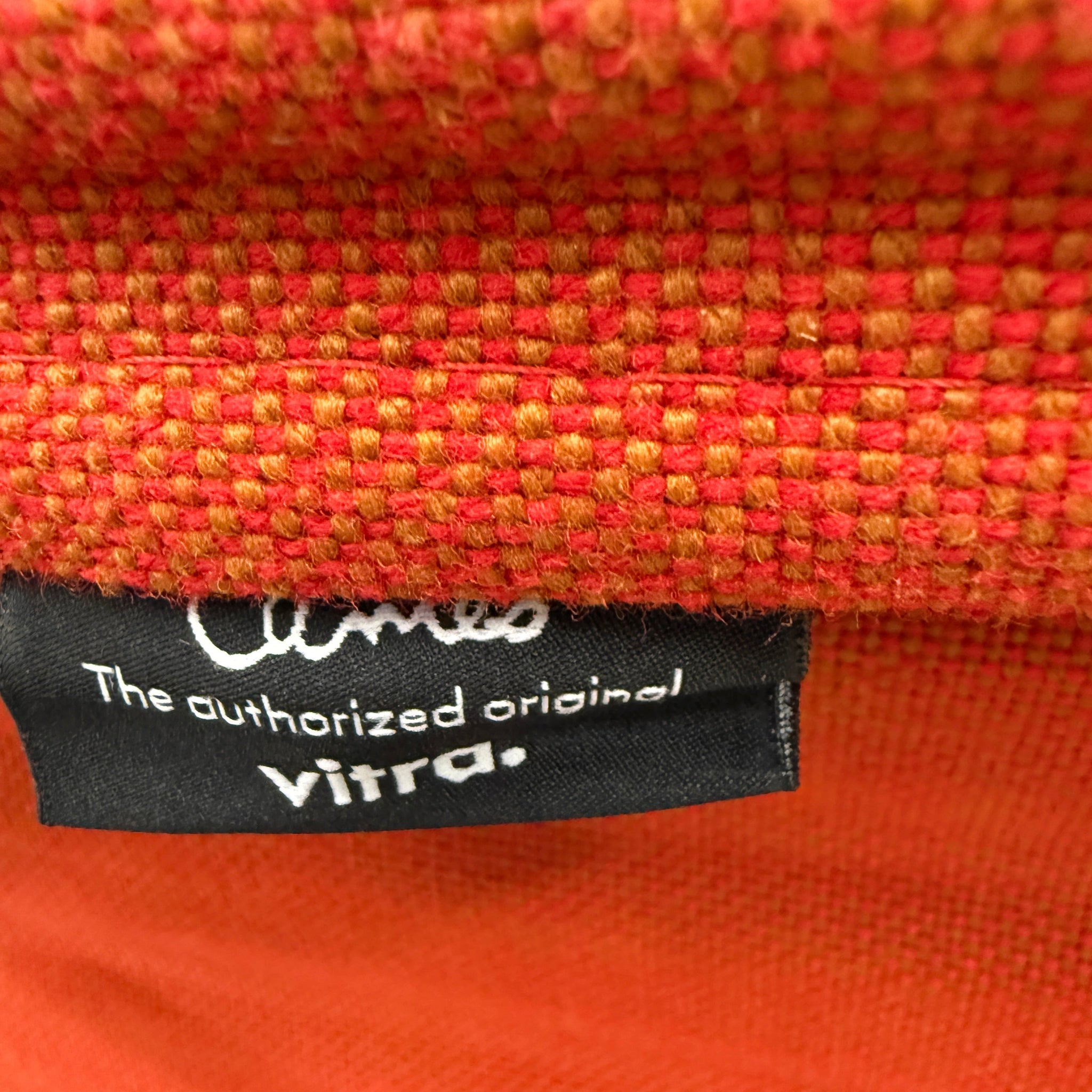 Vitra EA 104 rot/ocker