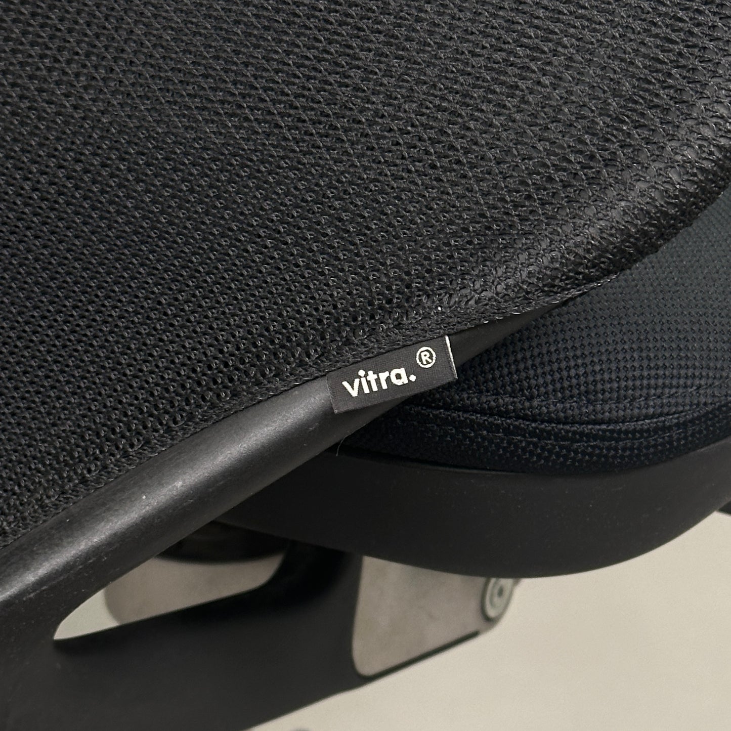 Vitra Meda Pro (ohne Armlehnen) [AKTION -50%]