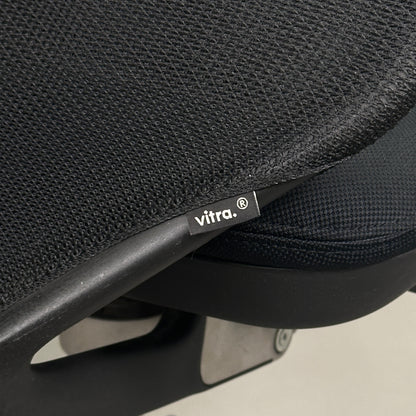 Vitra Meda Pro (ohne Armlehnen) [AKTION -50%]