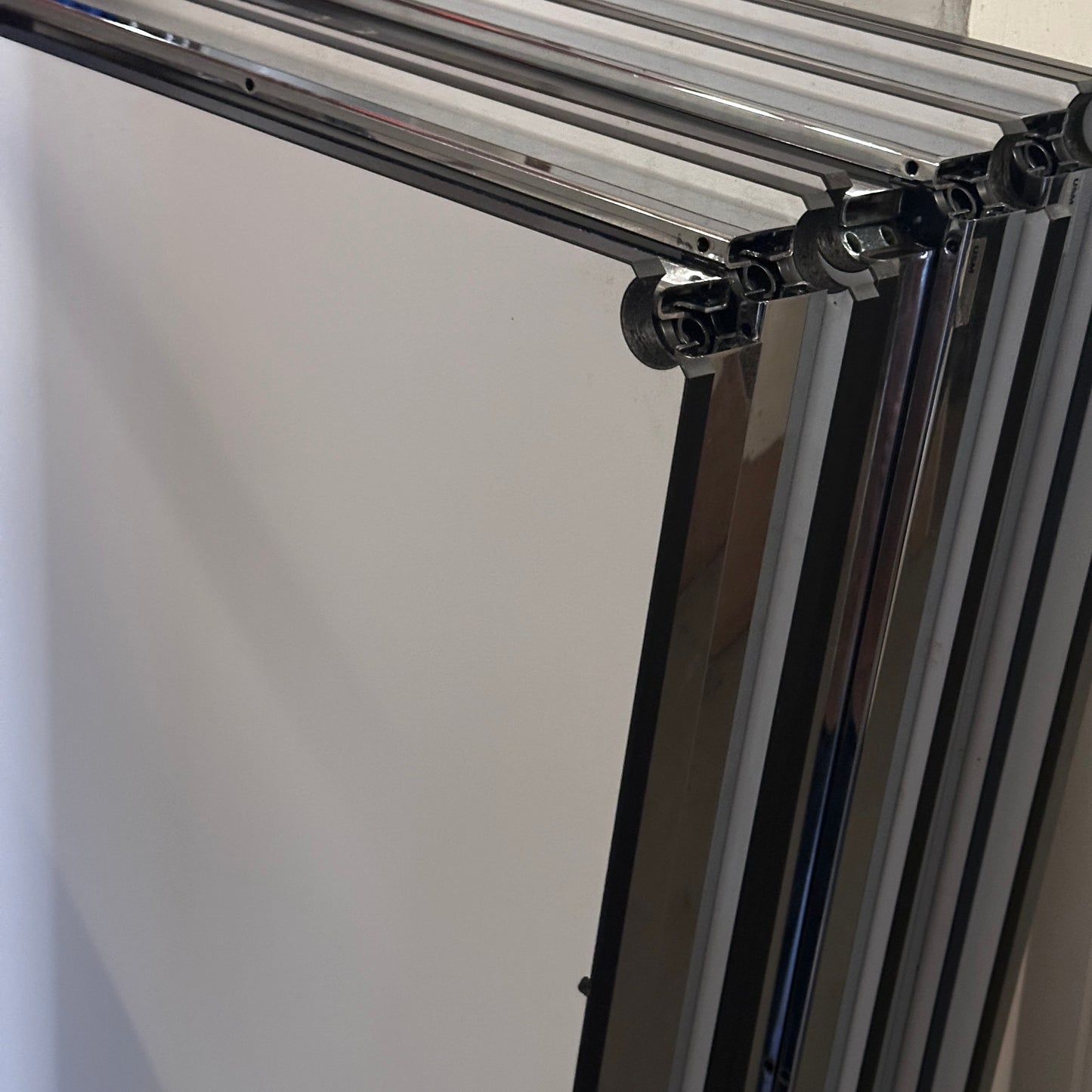 5x USM Haller Tische 150x75 cm perlgrau / weiß [AKTION -60%]