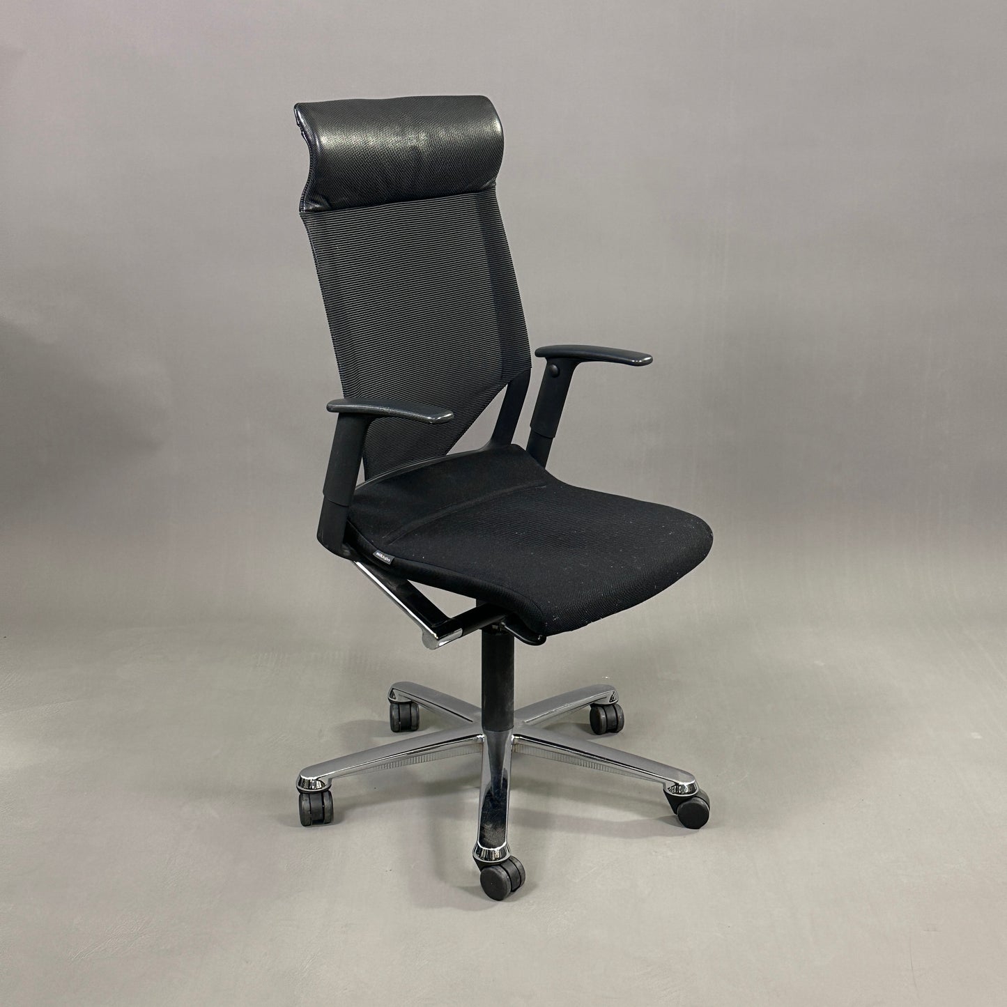 Wilkhahn Modus 274/7 Stoff schwarz Chrom