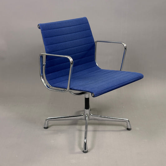 Vitra EA 108 Hopsak blau