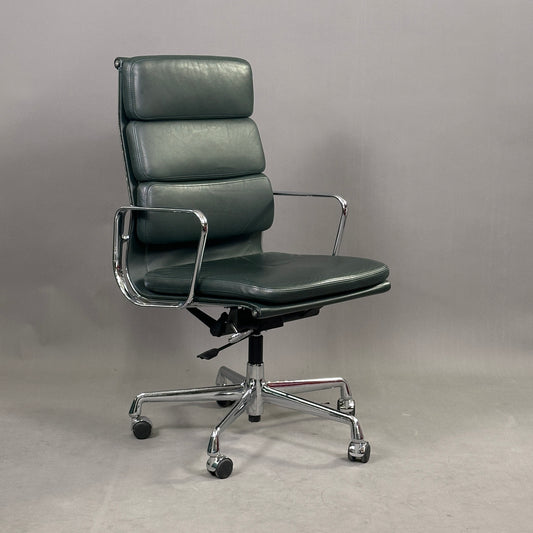 Vitra EA 219 Leder dunkelgrün Chrom