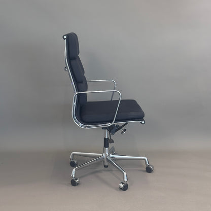 Vitra EA 219 Stoff schwarz Chrom