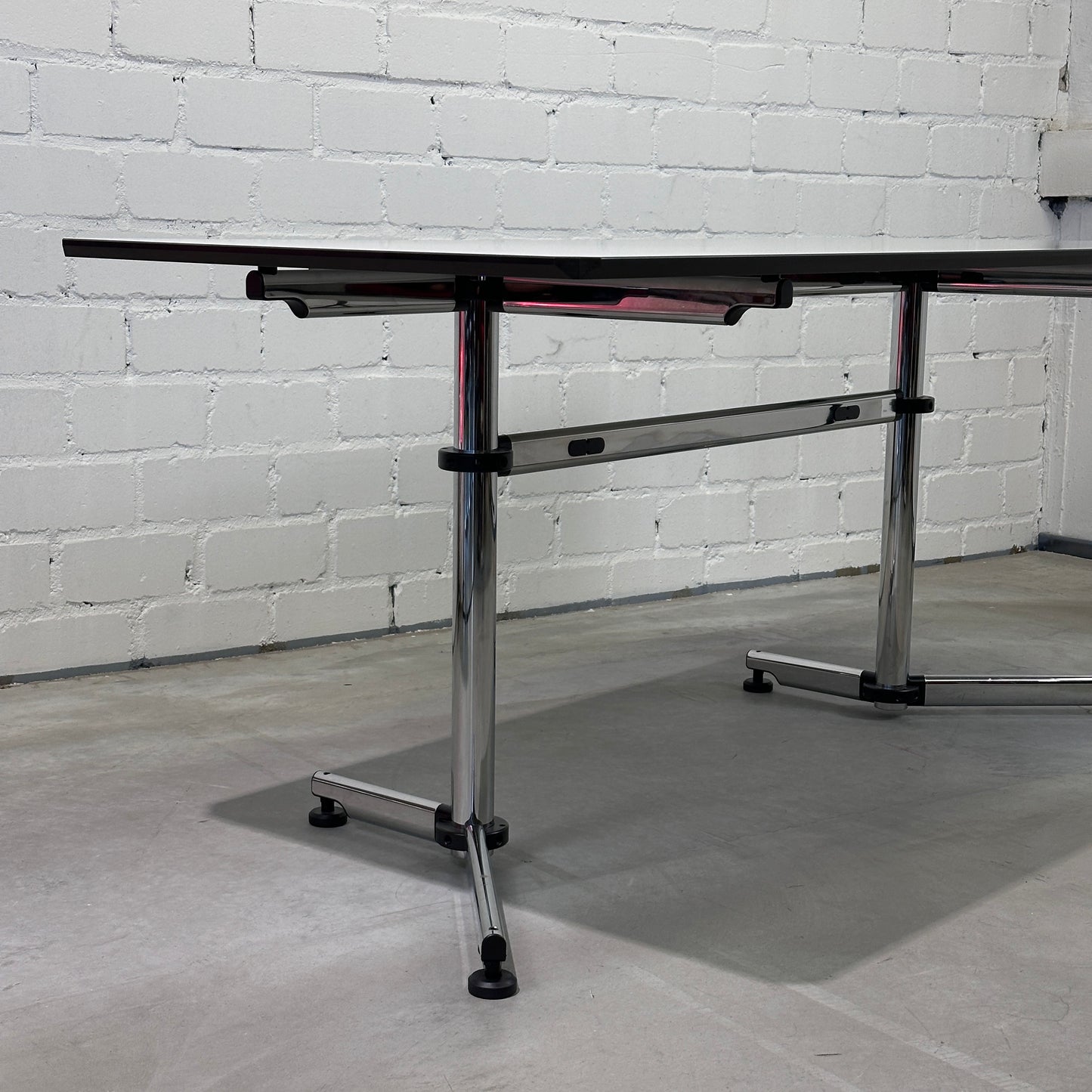 USM Kitos A Schreibtisch 175x75cm weiß