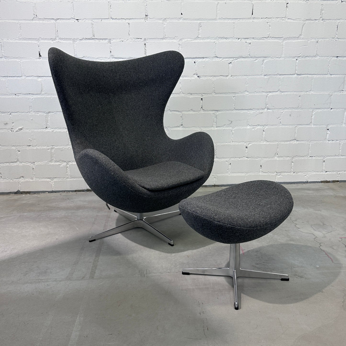 Fritz Hansen Egg Chair Re-Wool grau [NEUWARE]