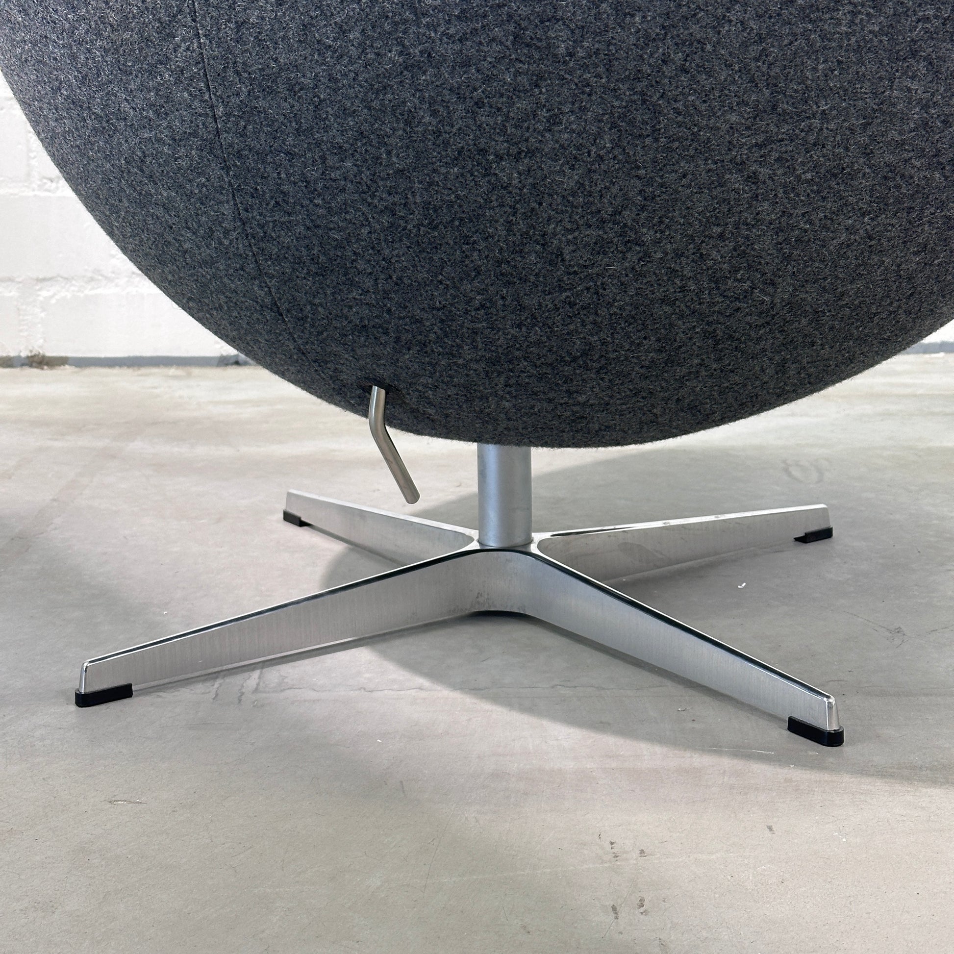 Fritz Hansen Egg Chair Re-Wool grau [NEUWARE]
