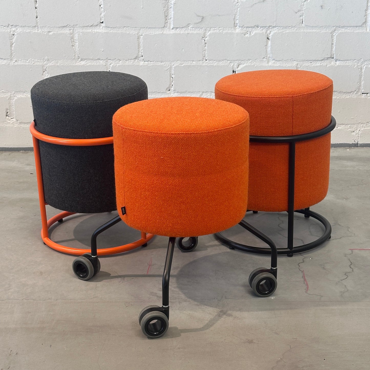 COR Drop Hocker Ø 36 cm (versch. Ausführungen)