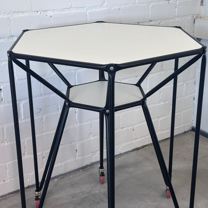 DesignDeli Thinking Table T6 S