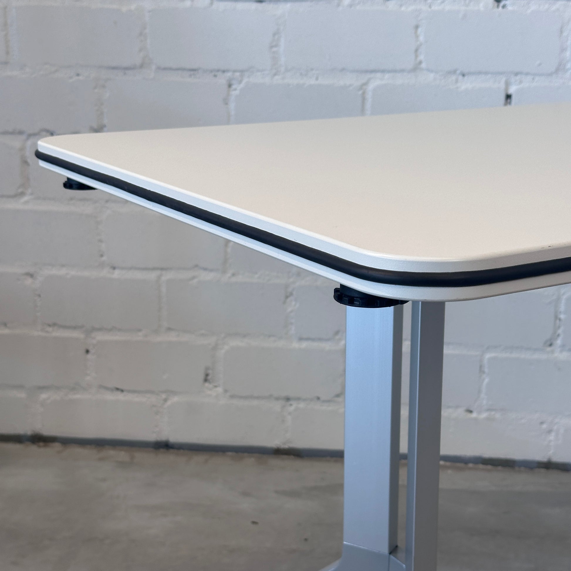 Haworth Klapptisch/Besprechungstisch Planes 120x65x74cm