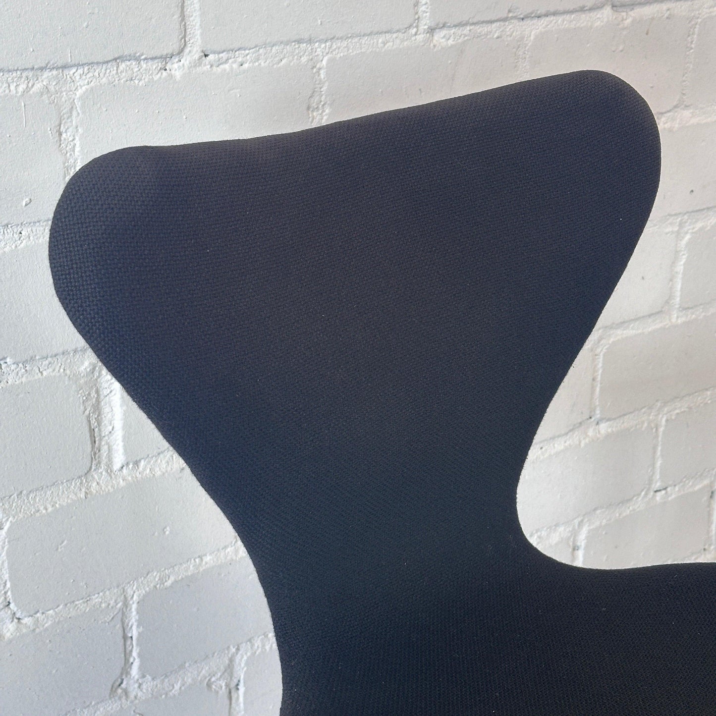 Fritz Hansen Siebener Drehstuhl 3117 schwarz