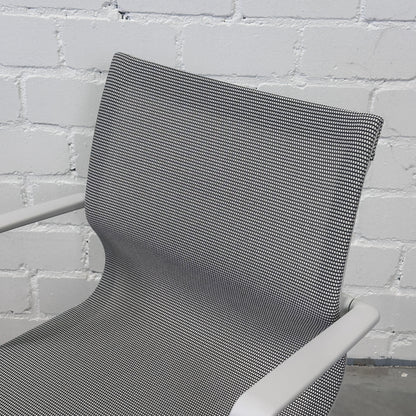 Vitra Physix weiß / silbergrau