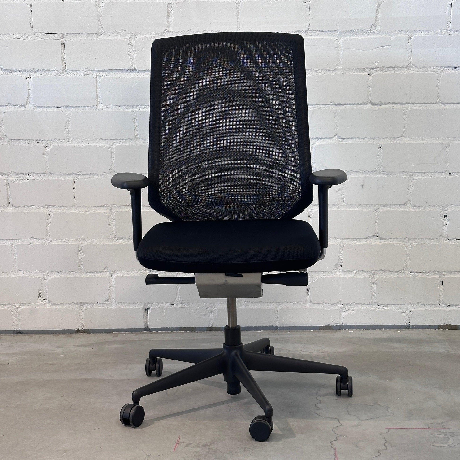 Vitra Medapro Bürostuhl schwarz