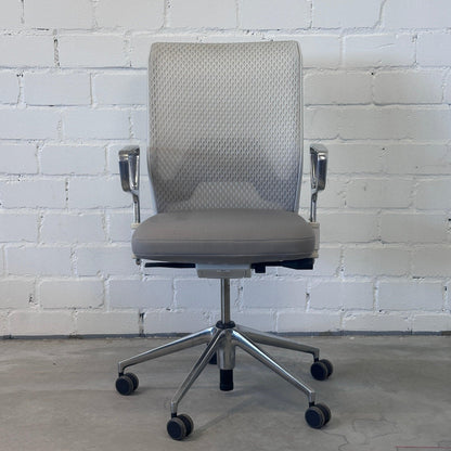 Vitra ID Mesh hellgrau
