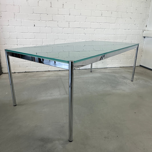USM Haller Tisch 200x100cm Glas satiniert
