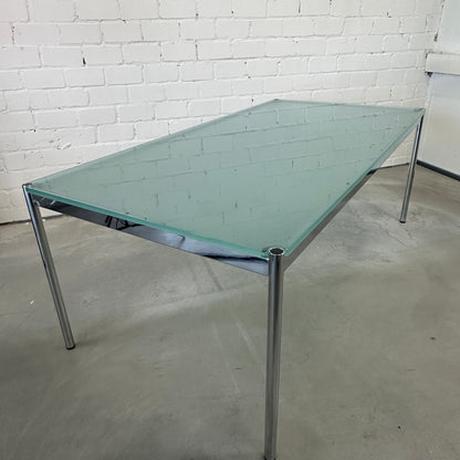 USM Haller Tisch 200x100cm Glas satiniert