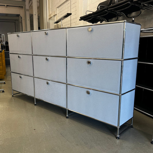 USM Haller Sideboard mattsilber 3x3, 9 Klappen, 35 tief