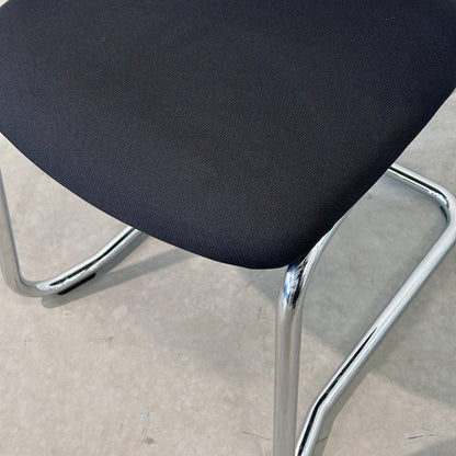 Klöber Freischwinger Veo Netz schwarz [AKTION -25%]