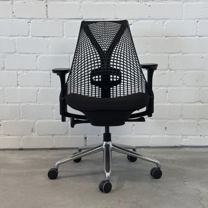 Herman Miller Sayl Schwarz