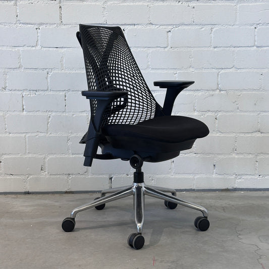 Herman Miller Sayl Schwarz