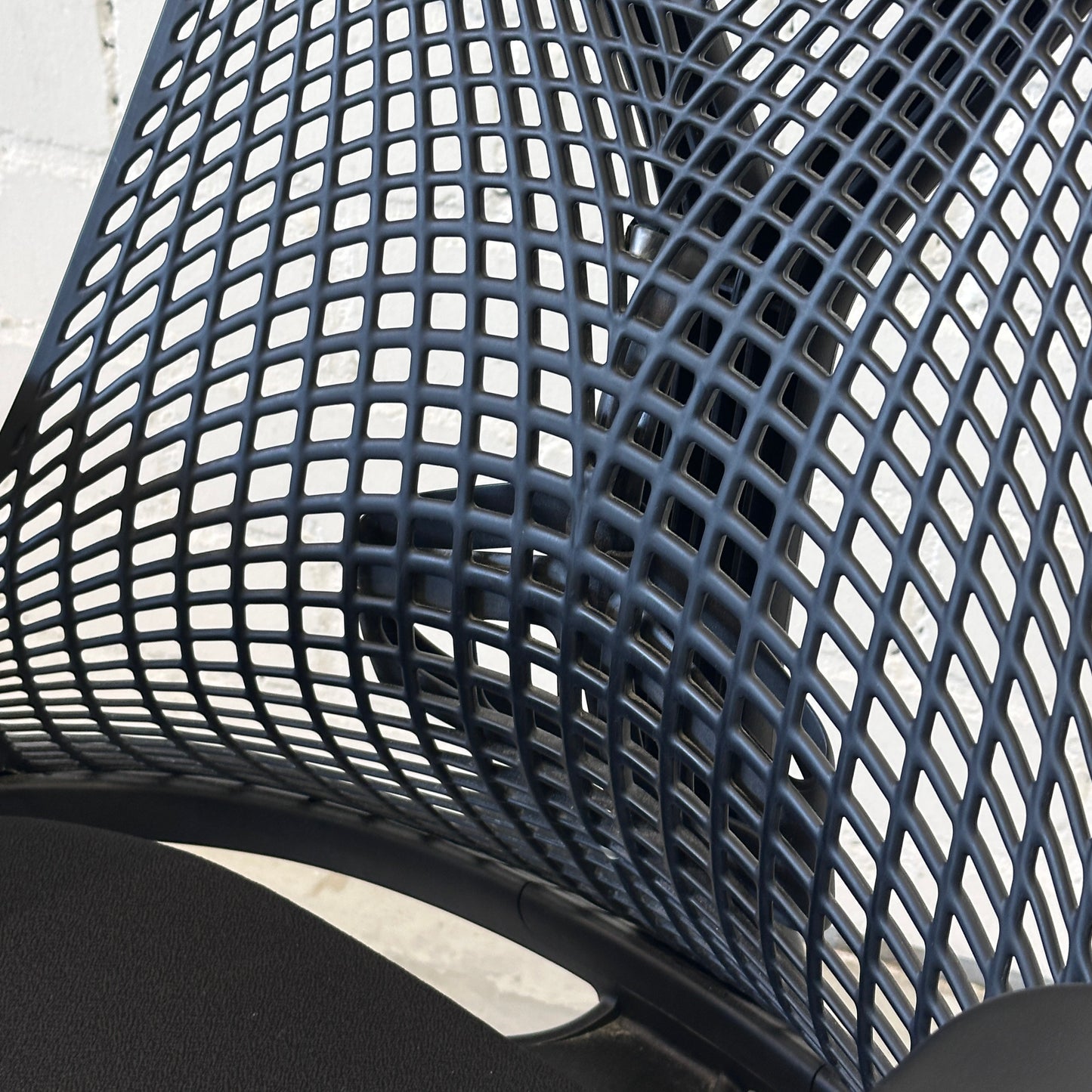 Herman Miller Sayl Schwarz