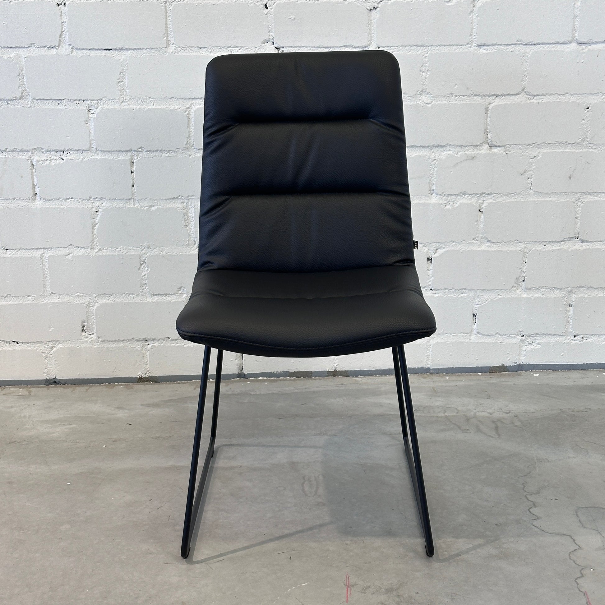 KFF Stuhl arva light schwarz (Neuware) [AKTION -40%]